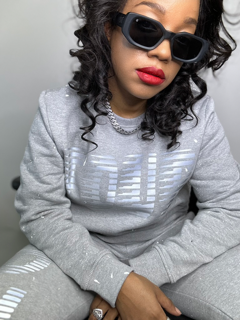 FOUR™ Reflective Sweat Set